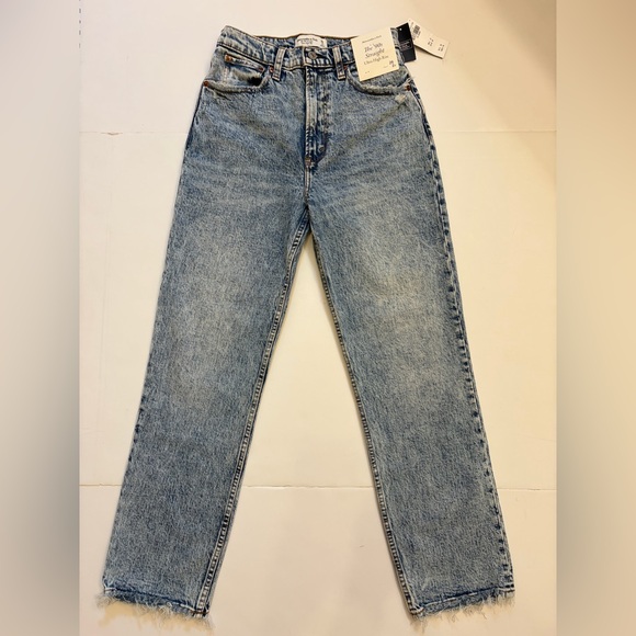 Abercrombie & Fitch Denim - Abercrombie & Fitch Light Wash Straight Leg Jeans